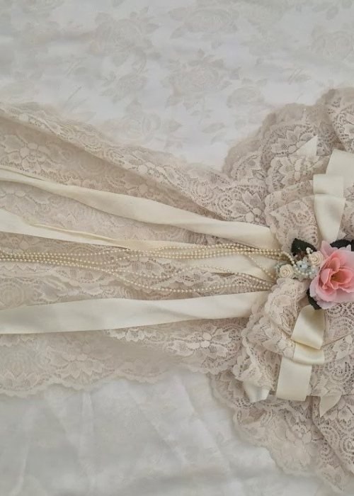 Hat with ribbons - wall hanging